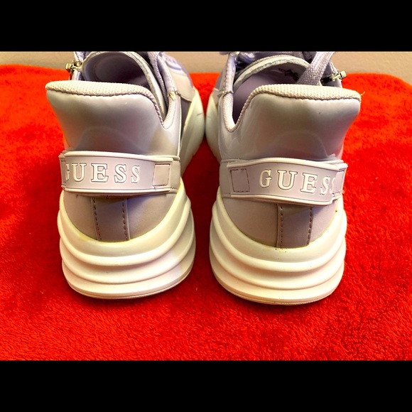 GUESS Sneakers - Picture 2 of 5